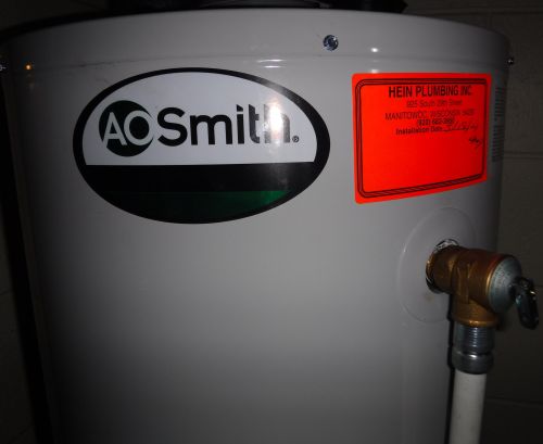 922 40 St, Manitowoc WI 54220-4710 exterior