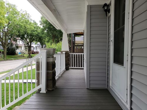 2837 7 St, Milwaukee WI 53215-3907 exterior