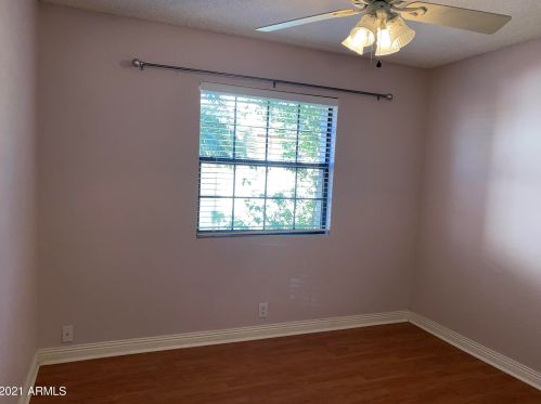 15814 38 Dr, Phoenix AZ 85053-3757 exterior