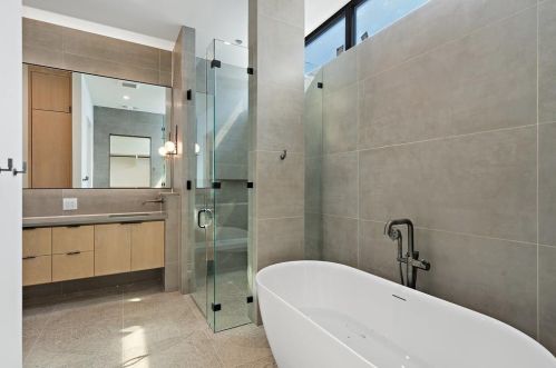 703 Fletcher St, Austin TX exterior