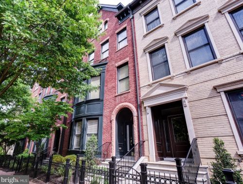 7815 Cadbury Ave, Rockville, MD 20854-2969