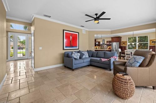 2066 Imperial Cir, Naples FL 34110-1089 exterior