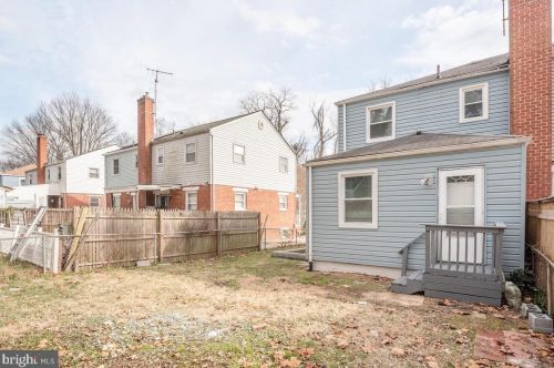 11902 Valleywood Dr, Silver Spring MD 20902-2235 exterior