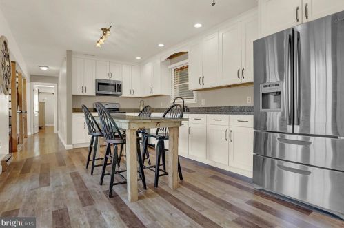 7194 Un Deposit Rd, Hummelstown PA 17036-9213 exterior