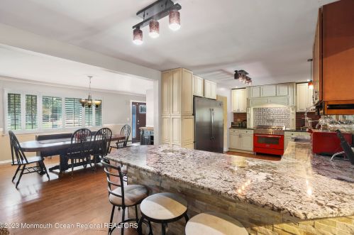 53 Arlene Dr, West Long Branch NJ 07764-1100 exterior