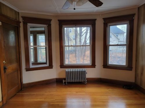 92 Nonotuck Ave, Chicopee MA 01013-2520 exterior