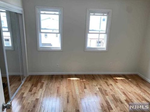 117 Oliver St, Newark NJ  07105-1134 exterior