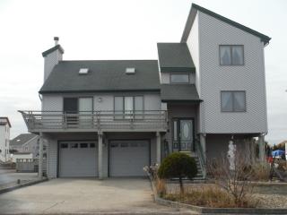 58 Kentucky Dr, Tuckerton NJ  08087-1035 exterior