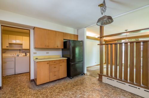 435 Lynn Ter, Waukegan IL 60085-3358 exterior