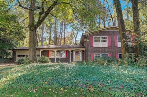 3277 Chase Rd, Atlanta, GA 30341-4309