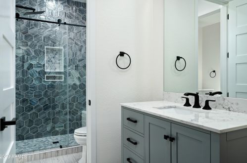 26917 15th Dr, Phoenix AZ  85085-6316 exterior