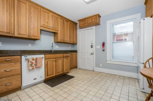 111 Moore St, Hackettstown NJ 07840-2025 exterior