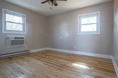 1 Colonial Pl, Norwalk CT 06851-5005 exterior