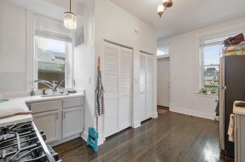 2357 Ohio St, Chicago IL 60624-1443 exterior