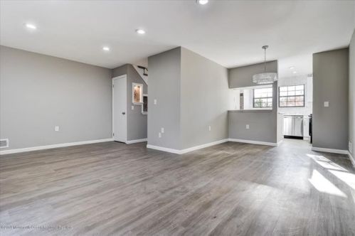 607 Begonia Ct, Jackson Twp, NJ 08527-4139