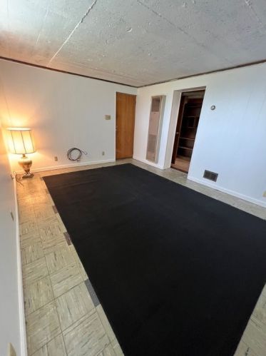 1546 Bellaire Pl, Pittsburgh PA 15226-1907 exterior