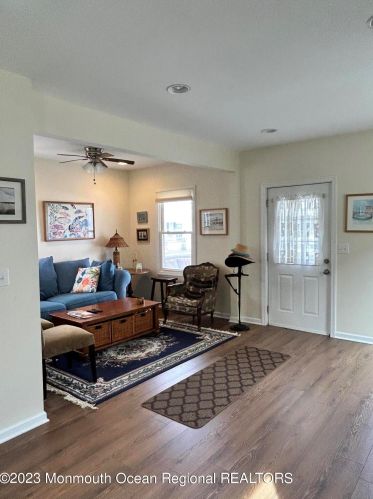 107 15th Ave, Belmar NJ  07719-2519 exterior