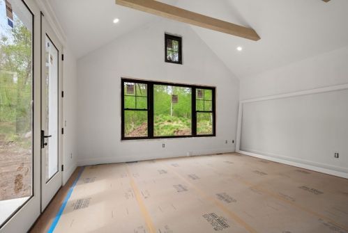 645 Glendale Rd, Wilbraham MA 01095 exterior