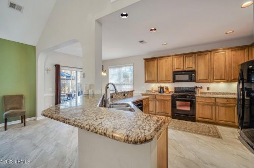 163 Pinecrest Cir, Bluffton SC 29910-7872 exterior