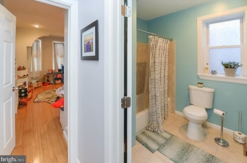 1335 29 St, Philadelphia PA 19121-4503 exterior