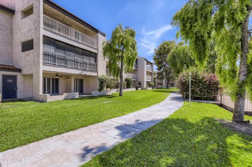 11034 28th Dr, Phoenix AZ  85029-4370 exterior