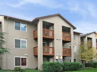 2940 Crescent Ave, Eugene OR  97408-7417 exterior