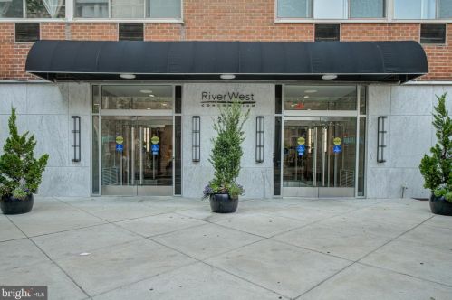 2101 Chestnut St, Philadelphia PA  19103-3197 exterior