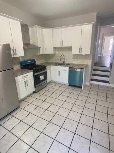 4644 Gladys Ave, Chicago IL 60644-4914 exterior