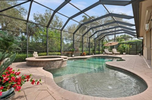 5802 Hammock Is Dr, Naples FL 34119-4696 exterior