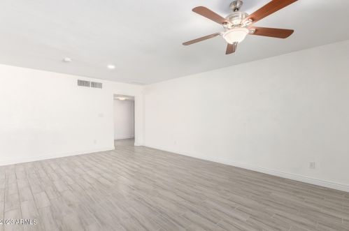 2032 Campbell Ave, Phoenix AZ  85015-4126 exterior