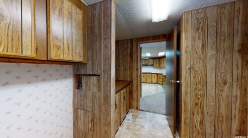 71 Alta Vw Way, Sandy UT 84070-3231 exterior