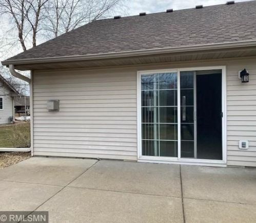 1001 Fairway Dr, Princeton MN 55371-2243 exterior