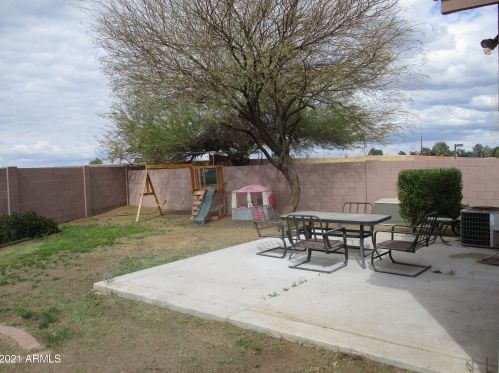 9152 Elm St, Phoenix AZ 85033-1041 exterior