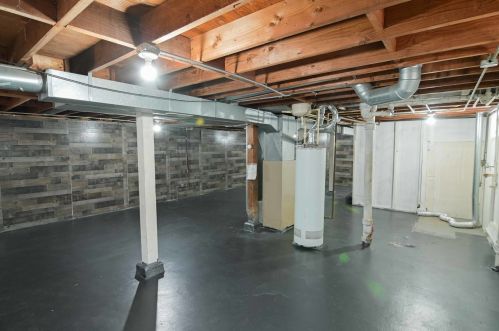 2617 Lewis Ave, Waukegan IL 60087-3801 exterior