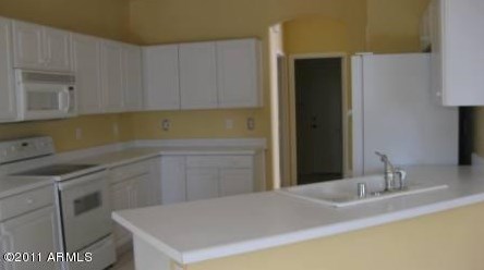 4711 Amberwood Dr, Phoenix AZ  85048-0412 exterior