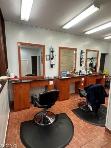 521 18 St, Paterson NJ 07514-2611 exterior