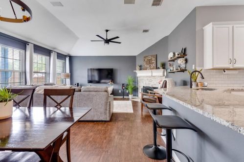 5928 Legend Ln, Frisco TX 75056-7141 exterior