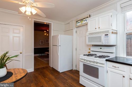 249 New Holland Ave, Lancaster PA 17602-2301 exterior