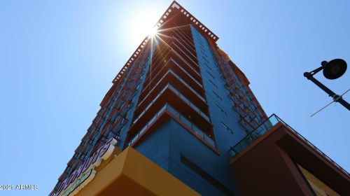 310 4th St, Phoenix AZ  85004-0610 exterior