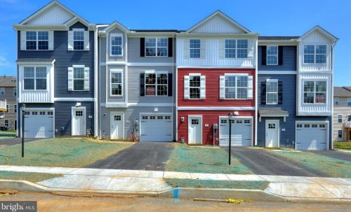 202 Ctr St, Hanover PA 17331-2829 exterior