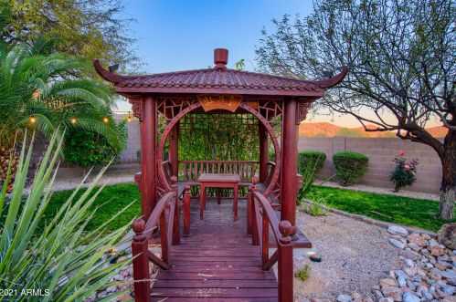 33907 23 Dr, Phoenix AZ 85027-4137 exterior