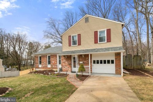 13602 Loree Ln, Rockville, MD 20853-2924