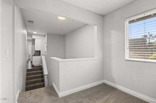 1950 Sutter Pl, Oxnard CA  93033-5633 exterior