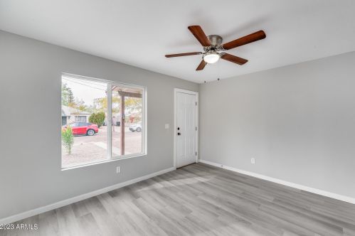 8921 10th St, Phoenix AZ  85020-3003 exterior