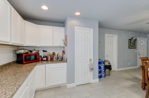 4419 Earll Dr, Phoenix AZ  85031-3821 exterior