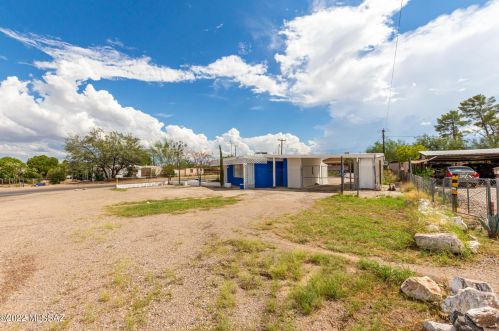 2701 Drexel Rd, Tucson AZ  85746-3821 exterior