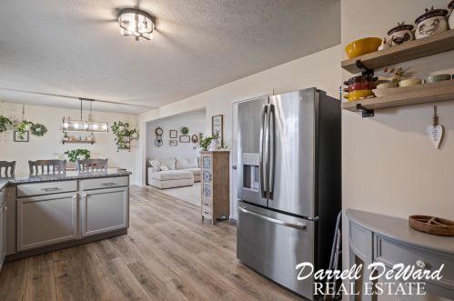 722 Misty Ridge Dr, Middlevle MI  49333-8395 exterior