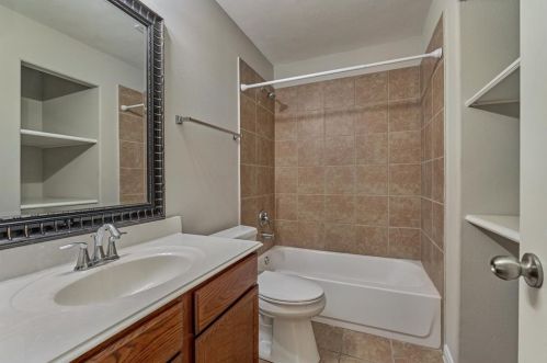 12222 Hawthorne Dr, Montgomery TX 77356-5449 exterior