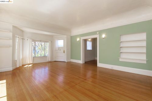 2503 Regent St, Berkeley CA 94705-2111 exterior