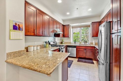 13360 Verona, Tustin CA  92782-9140 exterior